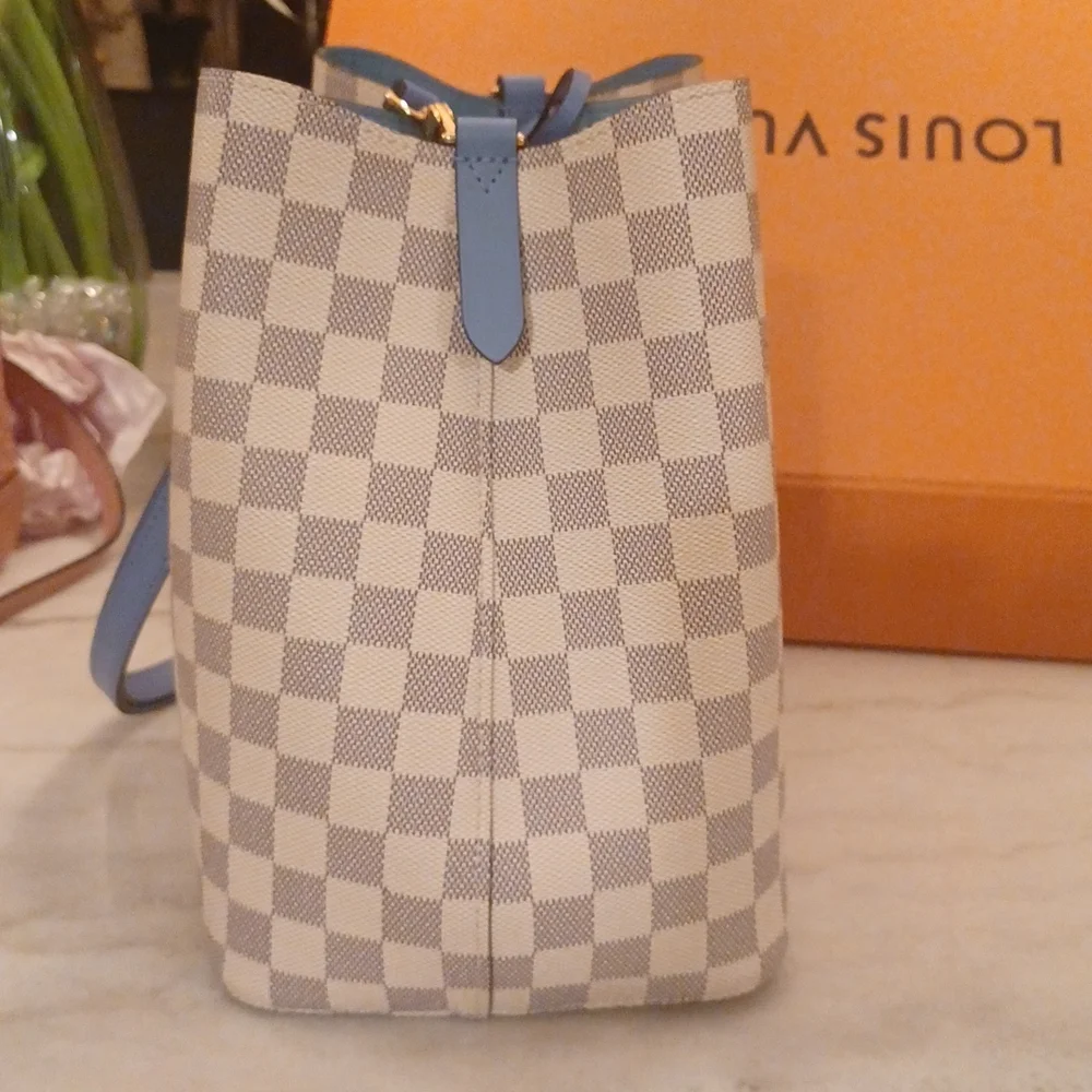 Authentic Louis Vuitton Neo noe - Picture 3 of 10